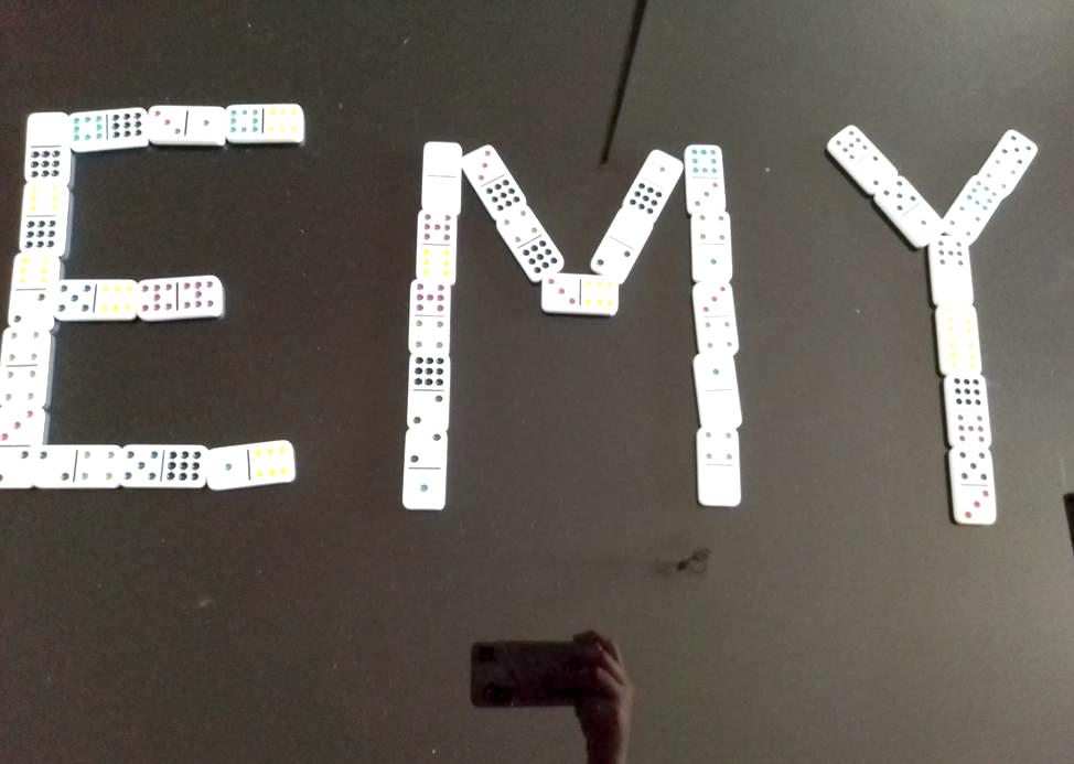 Il mio nome con il domino (Emy)